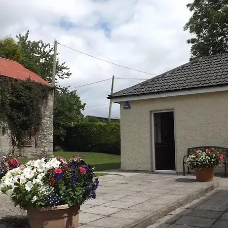 Nick & Sandra's * Slane